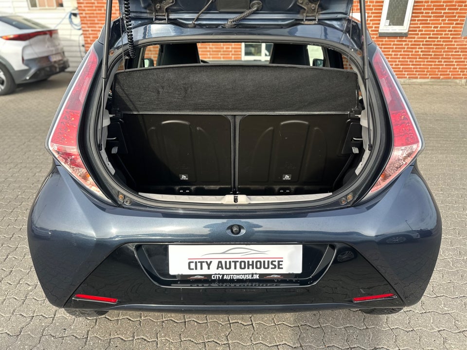 Toyota Aygo 1,0 VVT-i x-cellence 5d