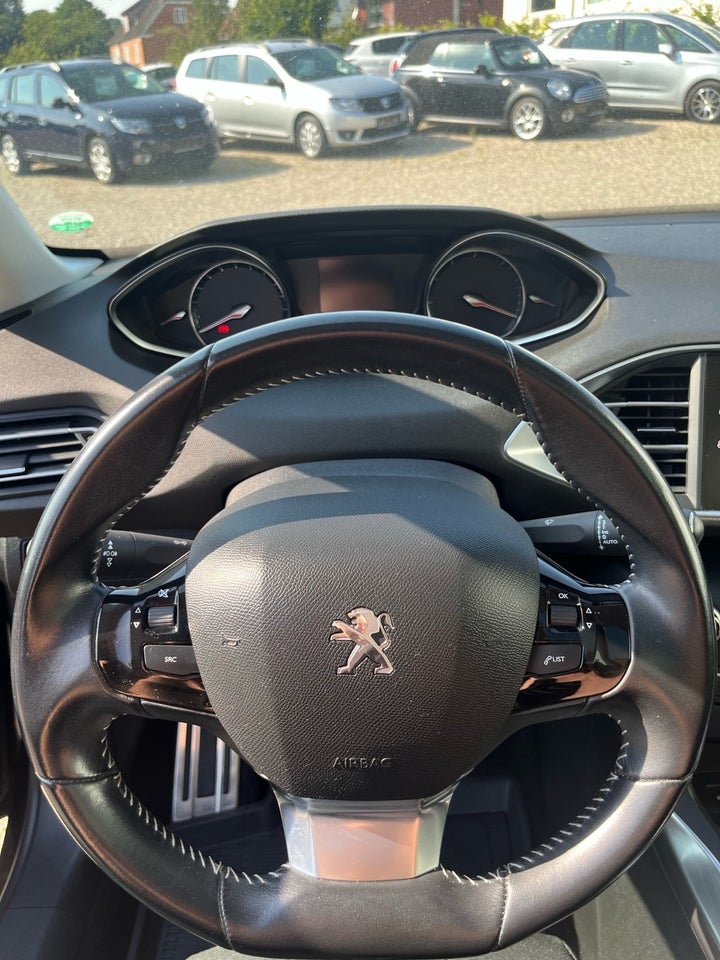 Peugeot 308 1,6 BlueHDi 120 Active 5d