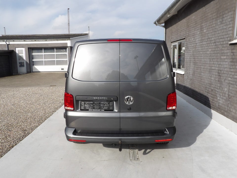 VW Transporter 2,0 TDi 204 Kassevogn DSG lang