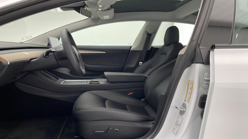 Tesla Model 3 RWD 4d