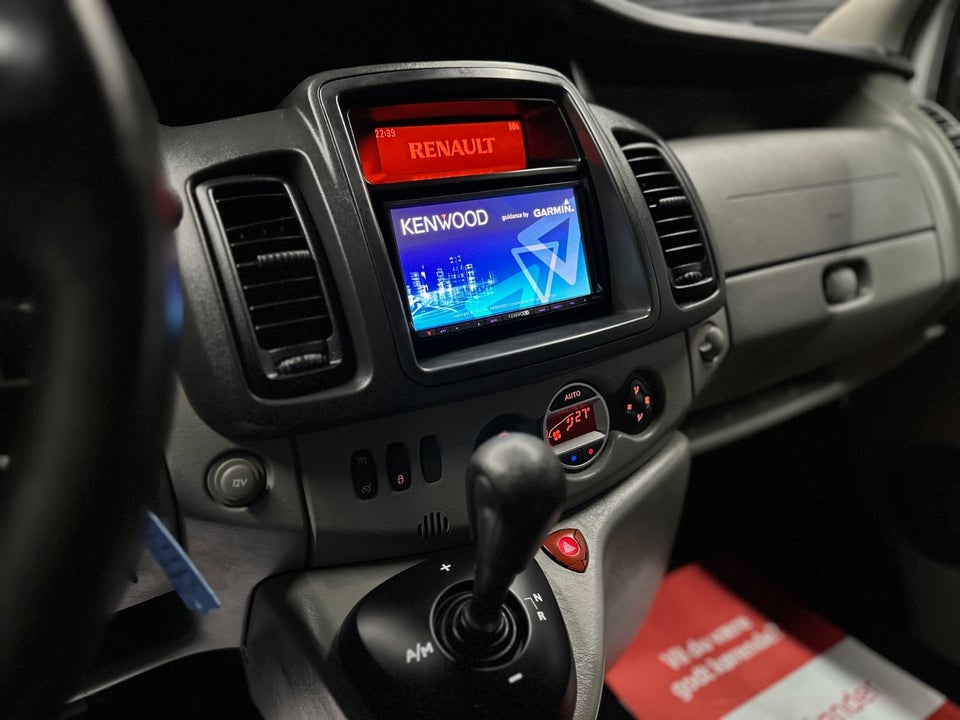 Renault Trafic T27 2,0 dCi 115 L1H1 4d