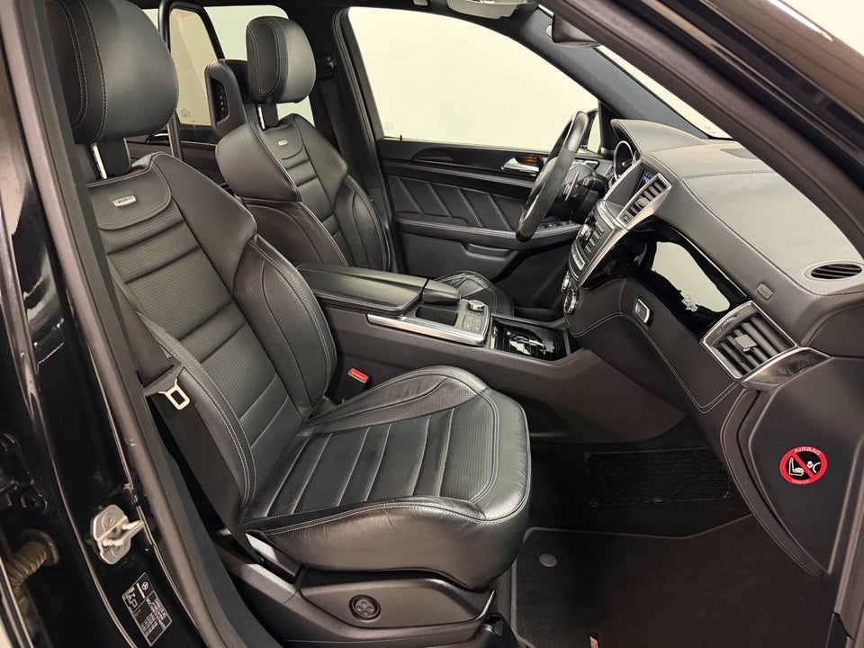 Mercedes ML63 5,5 AMG Performance aut. Van 5d