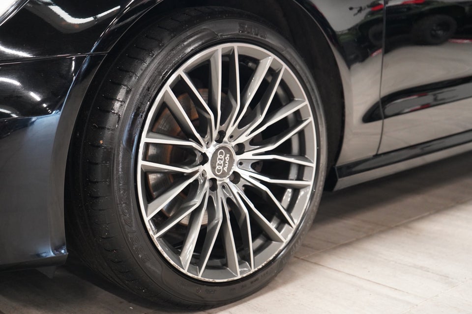 Audi A6 2,0 TDi 177 S-line Avant Multitr. 5d