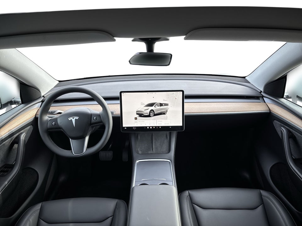 Tesla Model Y Long Range AWD 5d