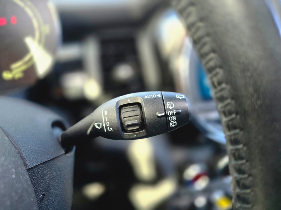 MINI Cooper SE Greenwich 3d