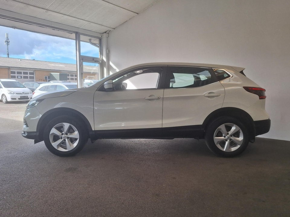 Nissan Qashqai 1,6 dCi 130 Acenta 5d