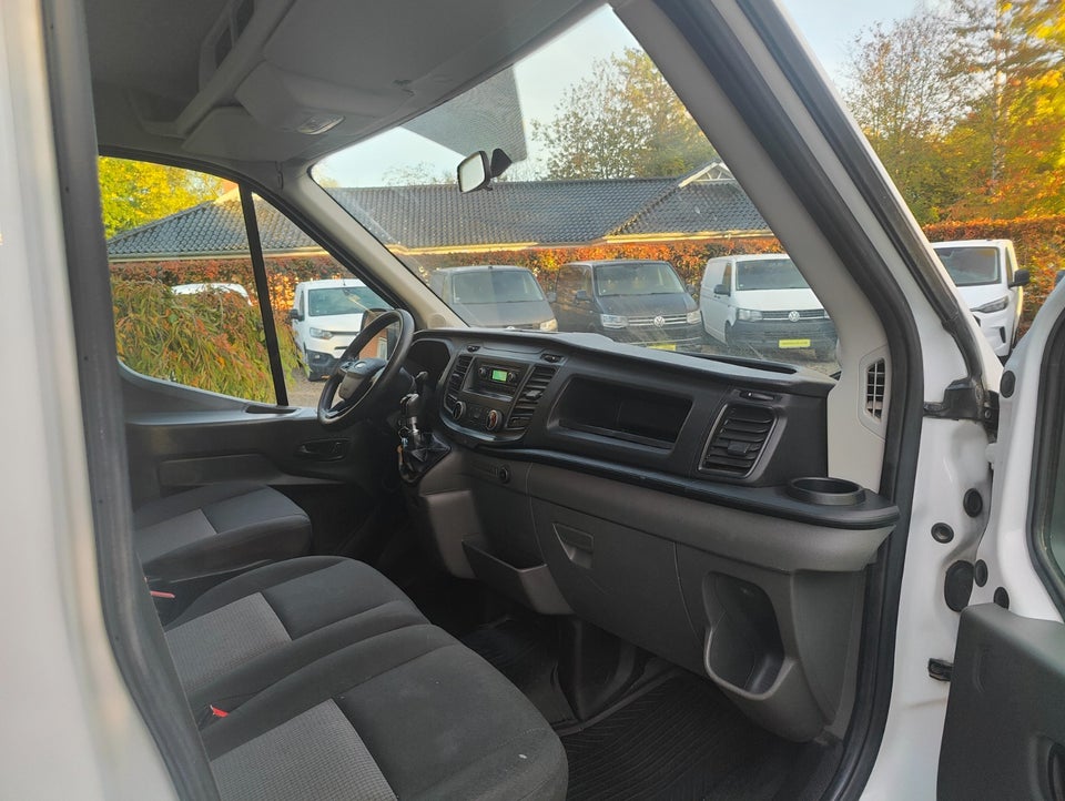 Ford Transit 350 L3 Chassis 2,0 TDCi 130 Db.Kab Ambiente RWD