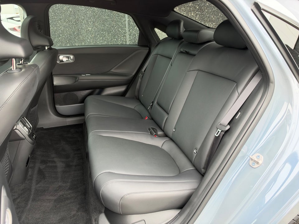 Hyundai Ioniq 6 77 Ultimate AWD 4d