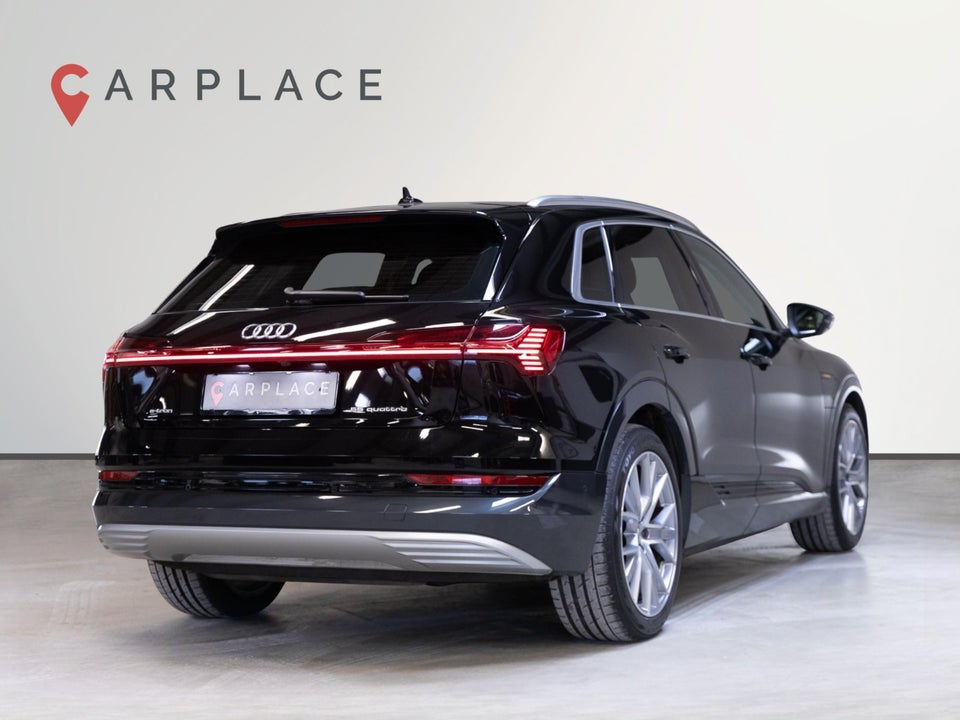 Audi e-tron 55 quattro 5d