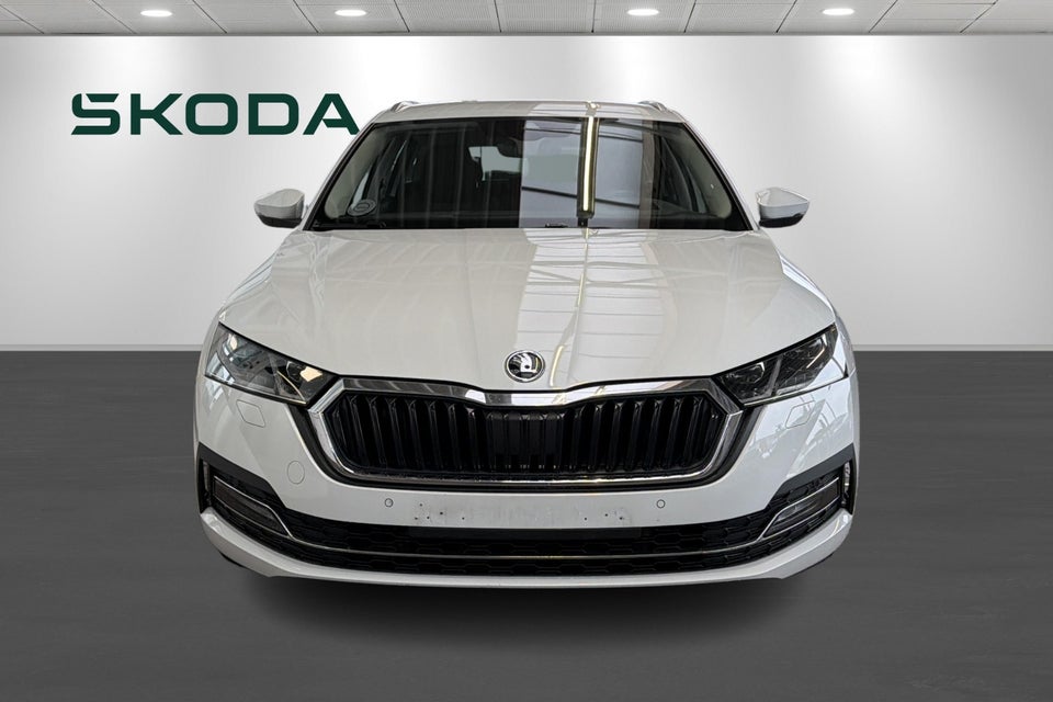Skoda Octavia 1,4 TSi iV Plus Combi DSG 5d