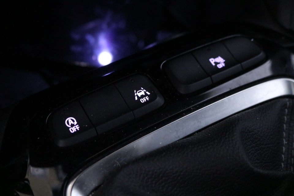 Opel Corsa 1,2 T 100 Black 5d