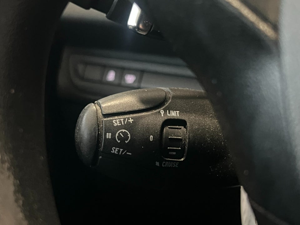 Peugeot 208 1,4 e-HDi 68 Active ESG 5d