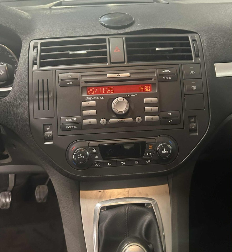 Ford C-MAX 1,6 TDCi 109 Titanium 5d