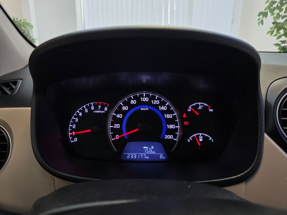 Hyundai i10 1,0 Move 5d