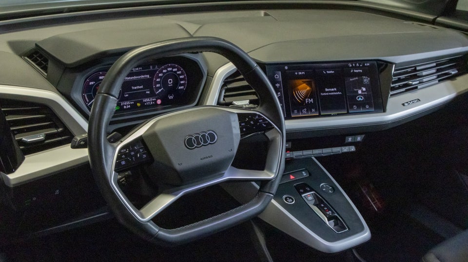 Audi Q4 e-tron 45 S-line 5d