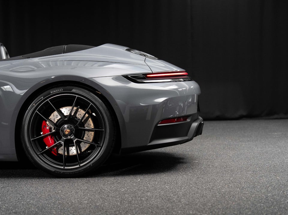 Porsche 911 Carrera 4 GTS 3,6 Cabriolet PDK 2d