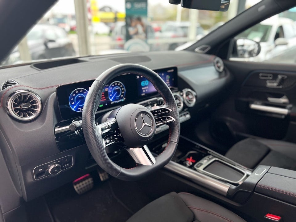 Mercedes EQA250+ AMG Premium 5d