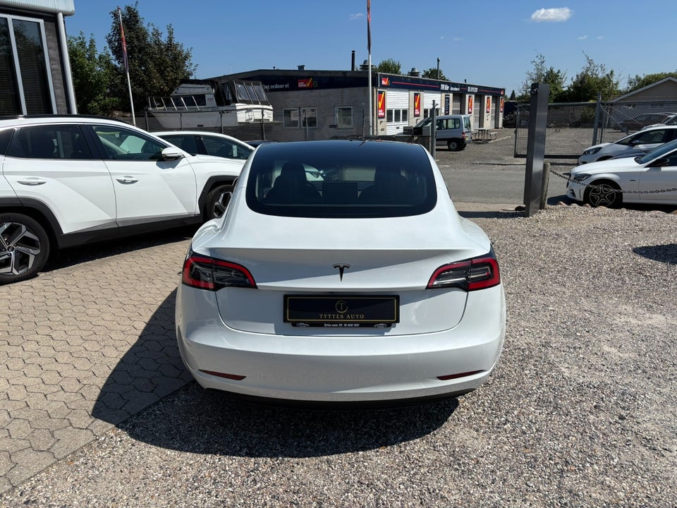 Tesla Model 3 RWD 4d