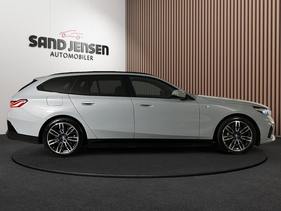 BMW i5 eDrive40 Touring M-Sport 5d