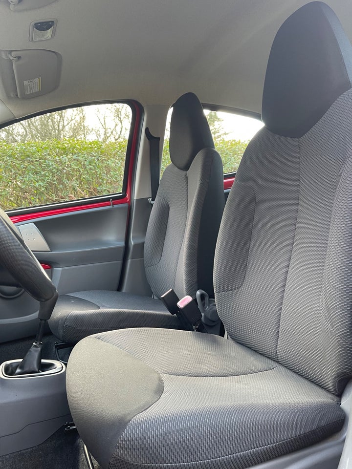 Toyota Aygo 1,0 Plus 5d