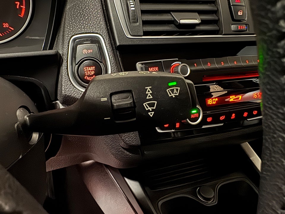 BMW 120i 1,6 aut. 5d