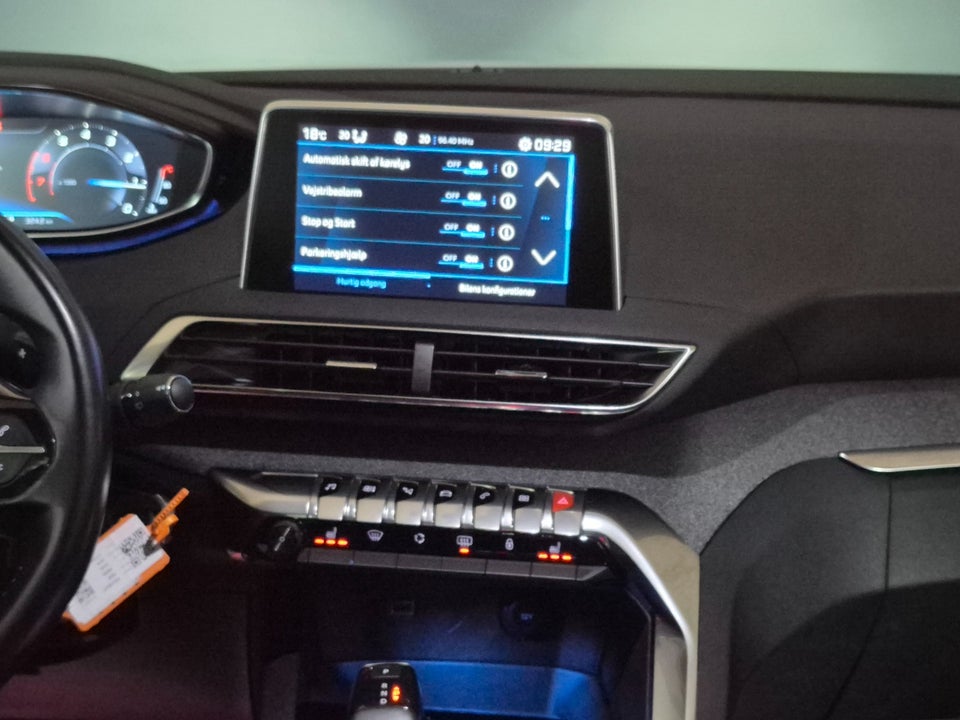 Peugeot 5008 1,2 PureTech 130 Allure EAT8 7prs 5d