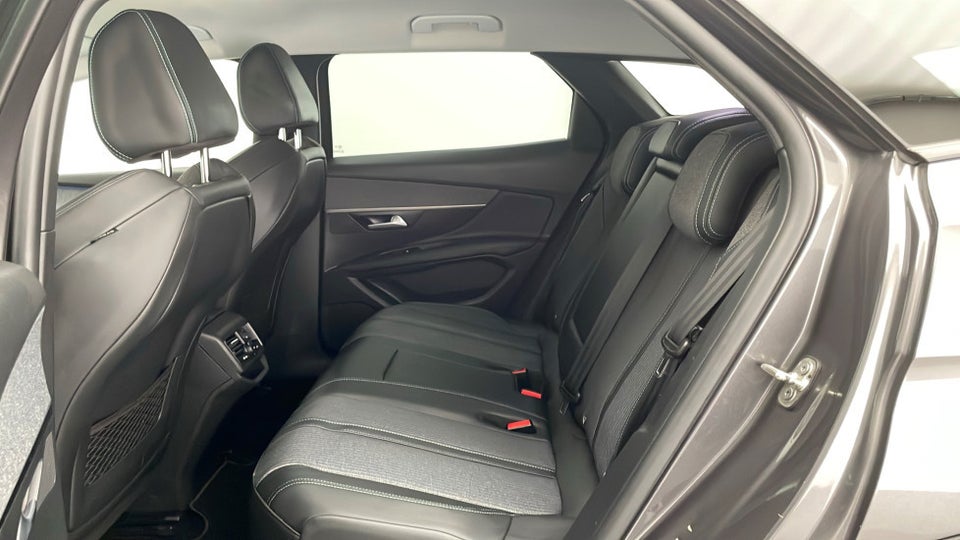 Peugeot 3008 1,6 Hybrid Allure EAT8 5d