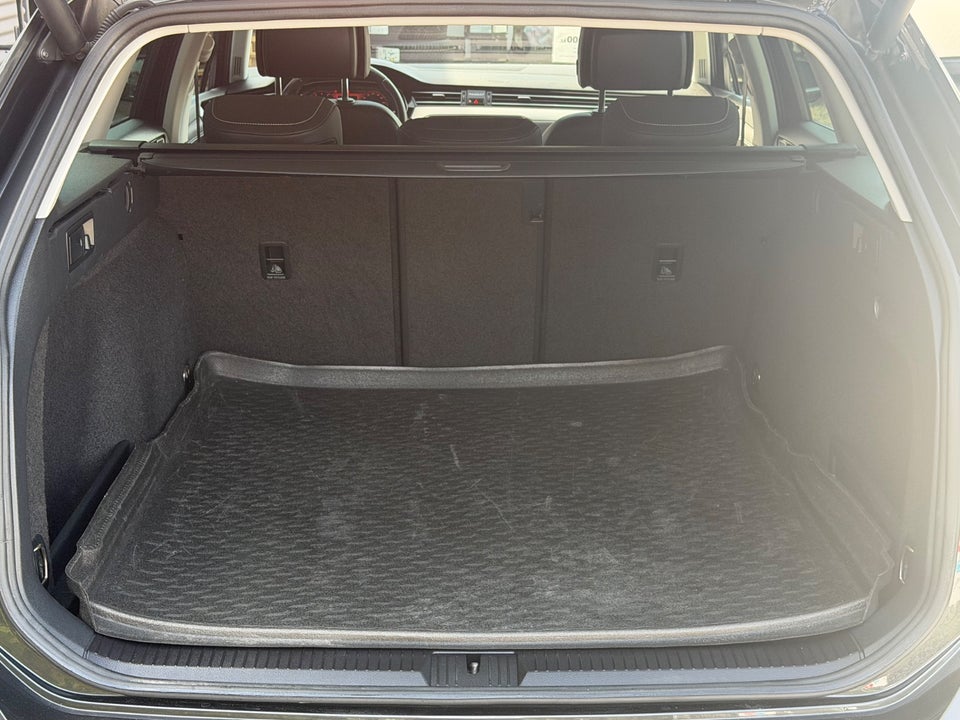 VW Passat 2,0 TSi 190 Elegance Variant DSG 5d