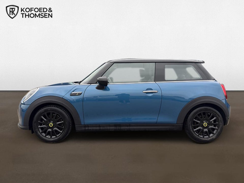 MINI Cooper SE Essential 3d