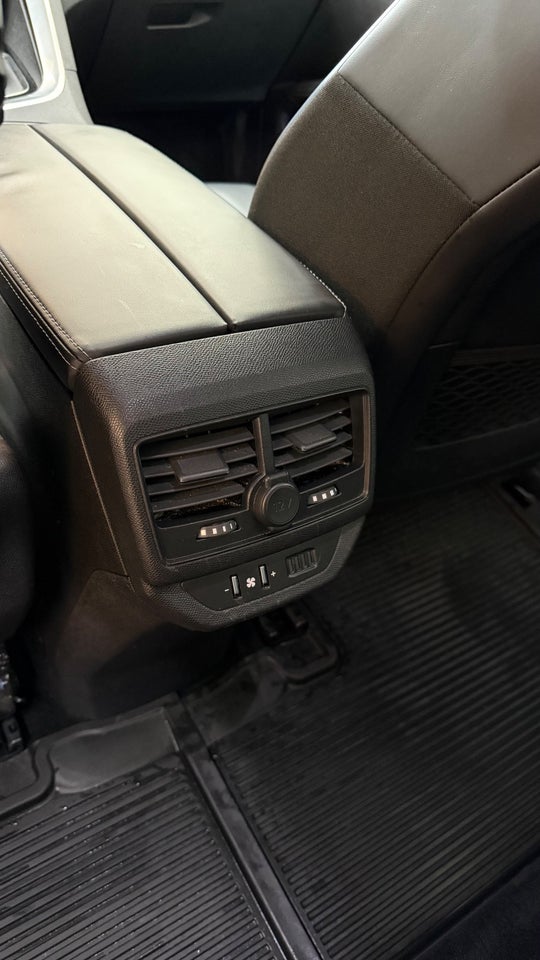 Peugeot 5008 1,2 e-THP 130 Allure 7prs 5d