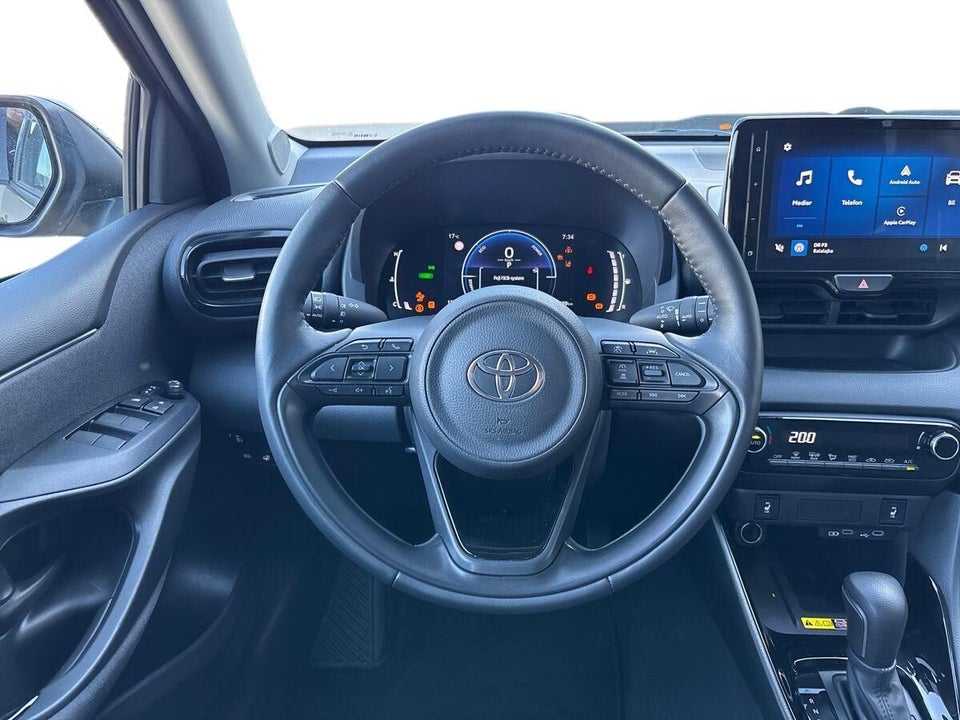 Toyota Yaris 1,5 Hybrid Style e-CVT Van 5d
