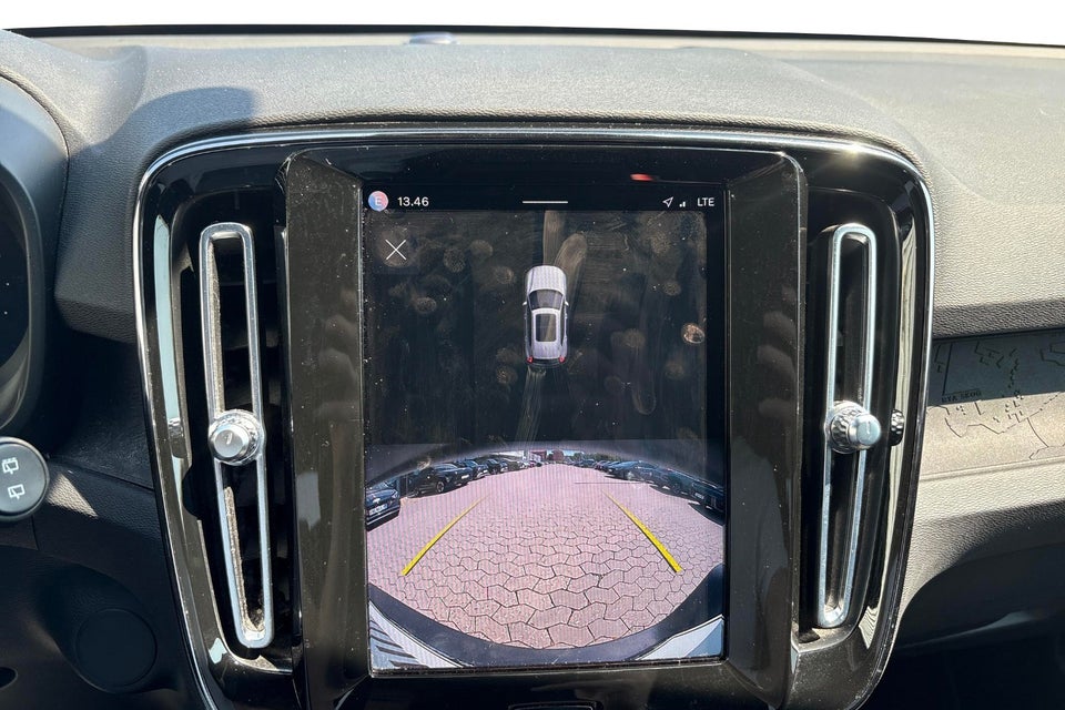 Volvo XC40 ReCharge Core 5d