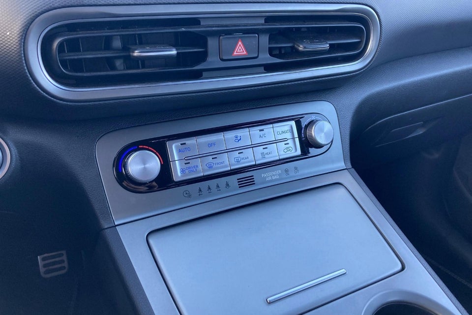 Hyundai Kona 39 EV Select 5d