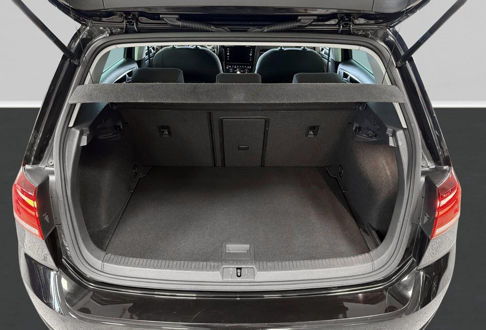 VW Golf VII 1,5 TSi 150 Highline DSG 5d