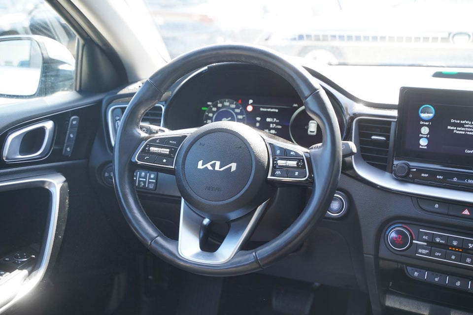 Kia Ceed 1,6 PHEV Upgrade SW DCT 5d