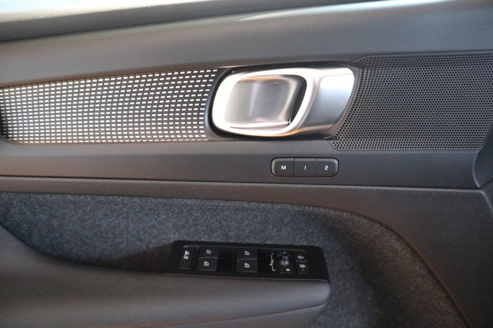 Volvo XC40 P6 ReCharge Plus 5d