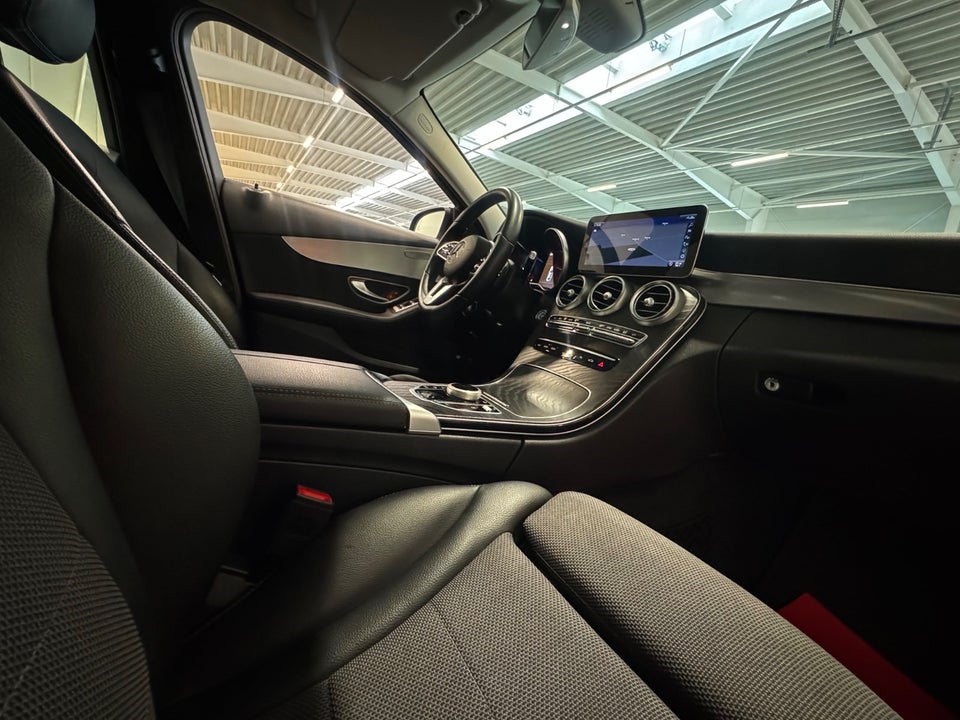 Mercedes C220 d 2,0 Avantgarde aut. 4d