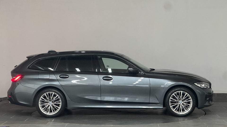 BMW 320d 2,0 Touring Sport Line aut. 5d