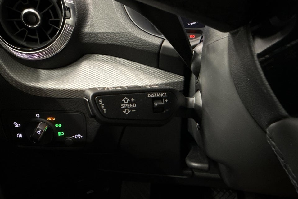 Audi Q2 35 TFSi S-line S-tr. 5d