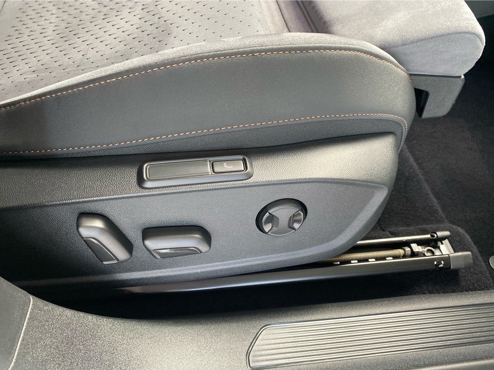 Cupra Born 77 e-Boost 5d