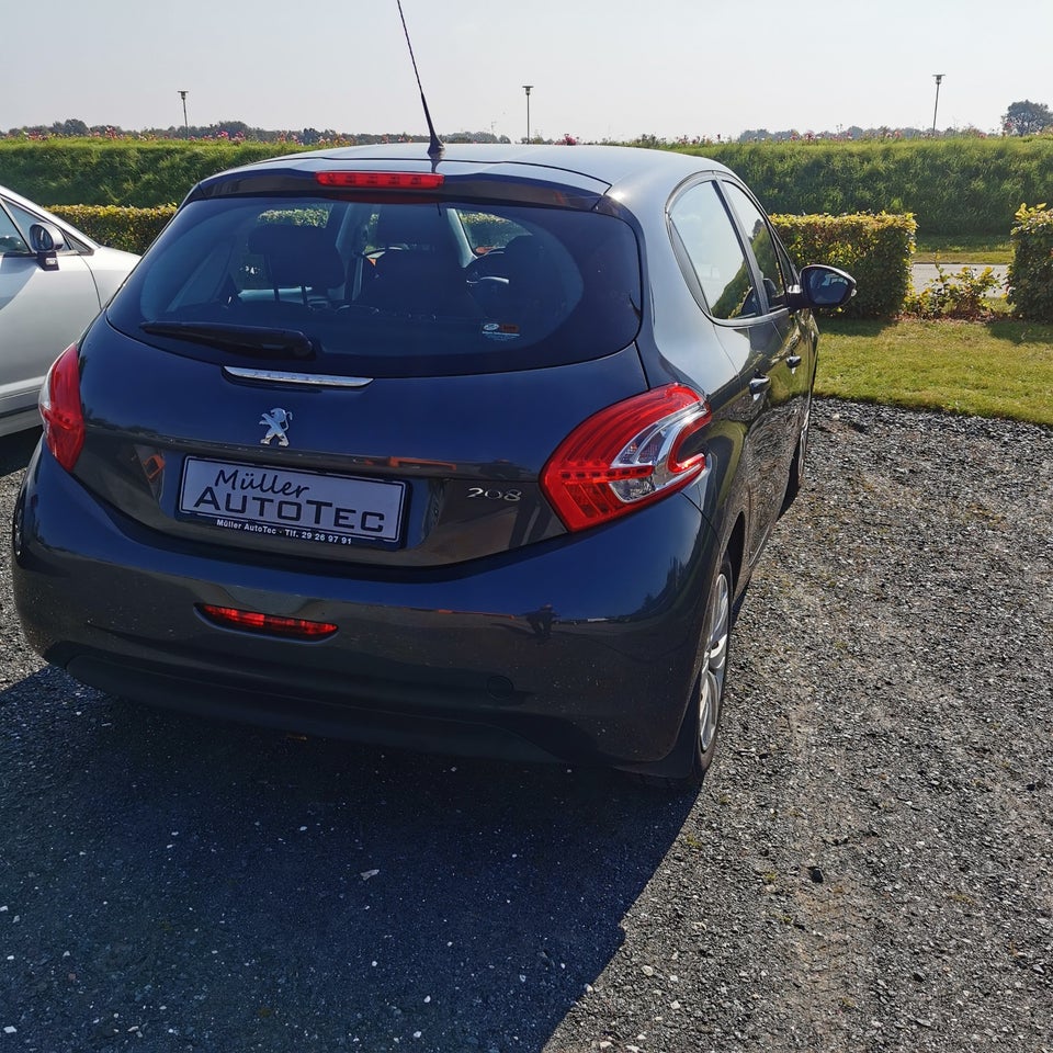 Peugeot 208 1,2 VTi Access 5d