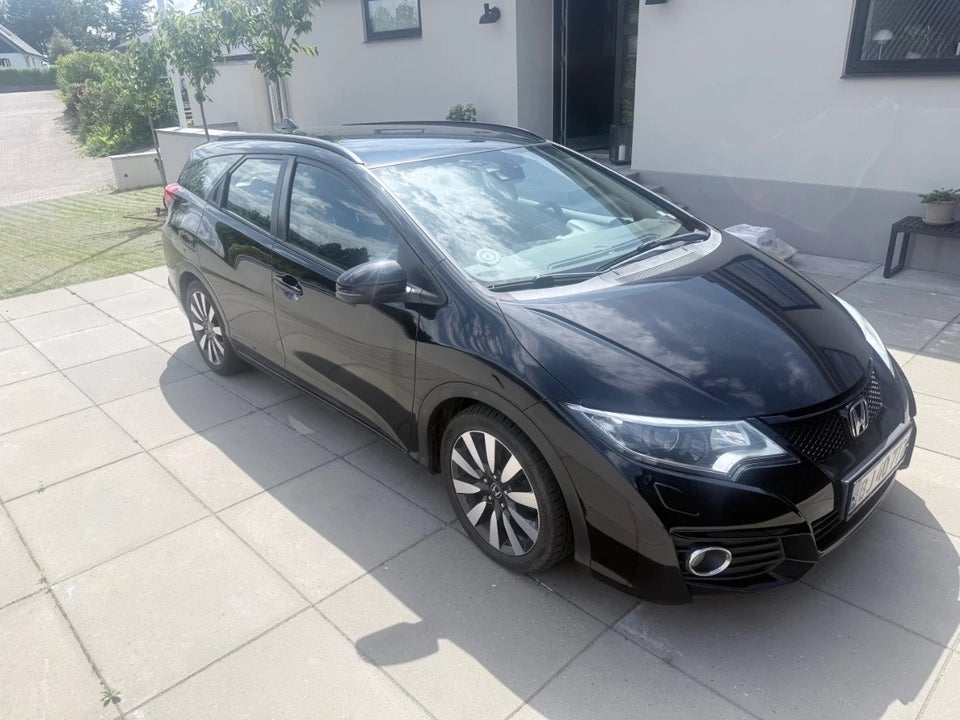 Honda Civic 1,6 i-DTEC Elegance Tourer 5d