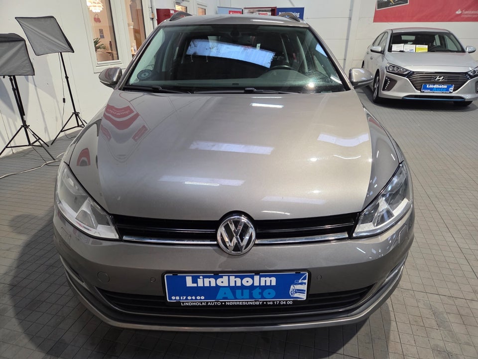 VW Golf VII 1,4 TSi 122 Comfortline Variant BMT 5d