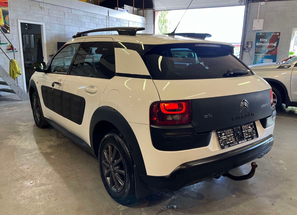 Citroën C4 Cactus 1,2 PureTech 82 Shine ETG 5d