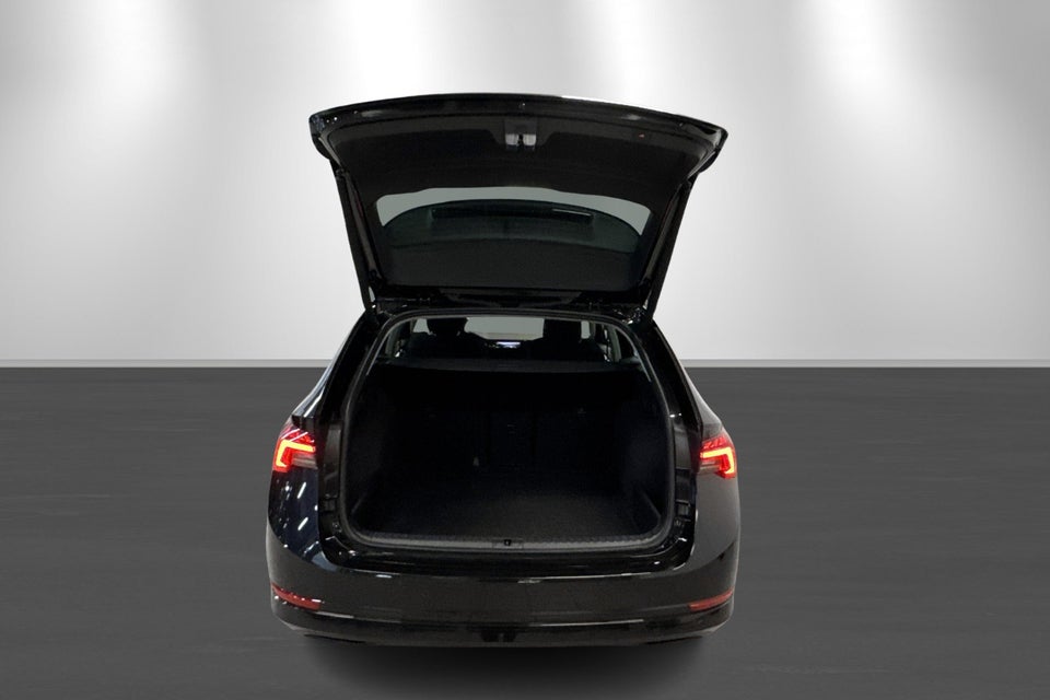 Skoda Octavia 2,0 TDi 150 Style Combi DSG 5d