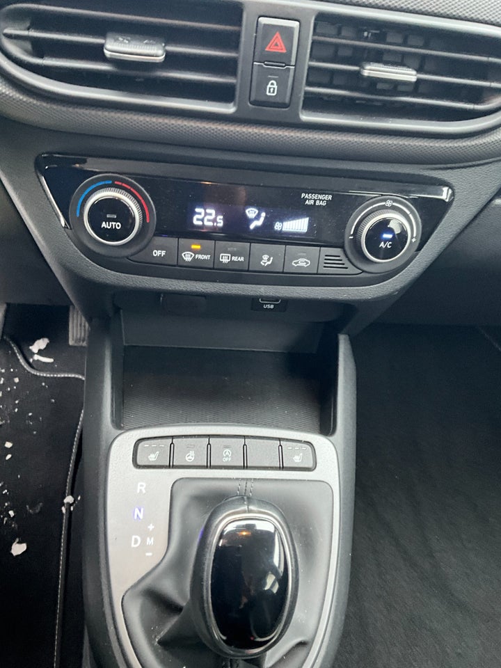 Hyundai i10 1,0 MPi Advanced AMT 5d