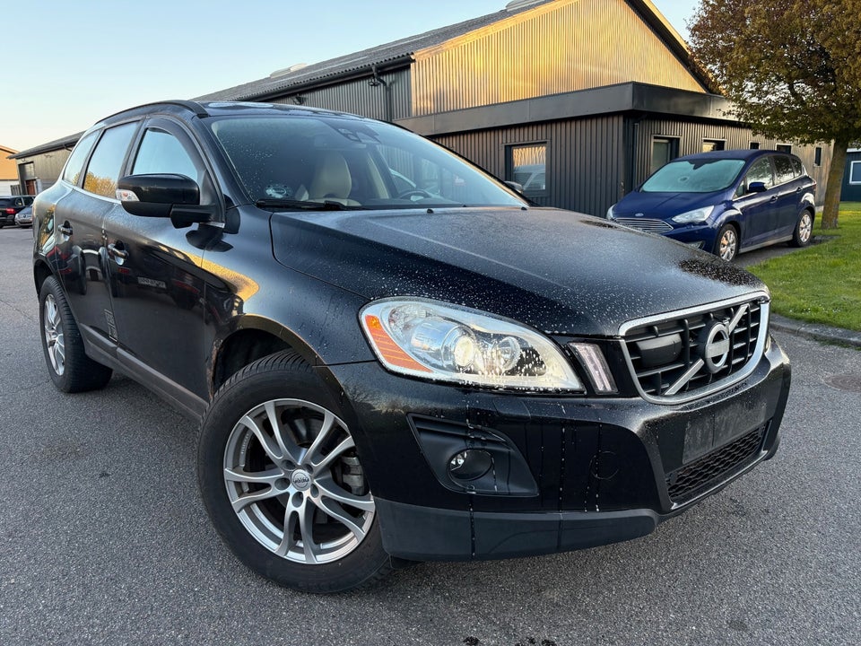 Volvo XC60 2,4 D3 163 Summum aut. AWD Van 5d