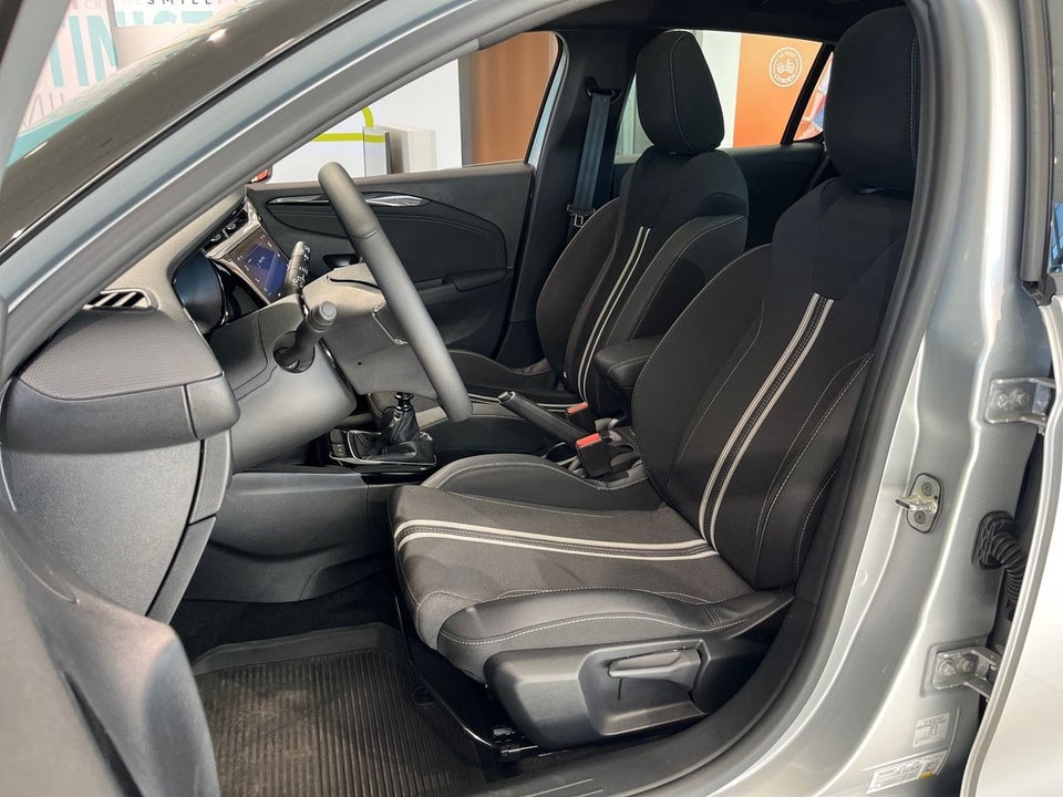 Opel Corsa 1,2 T 100 GS 5d