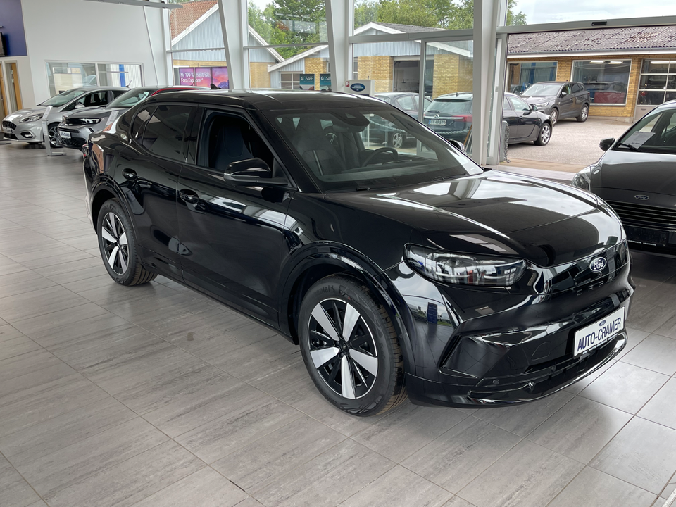 Ford Capri 82 Select Extended Range 5d