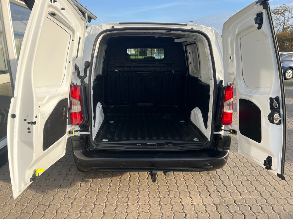 Peugeot Partner 1,5 BlueHDi 100 L1V1 Ultimate Van